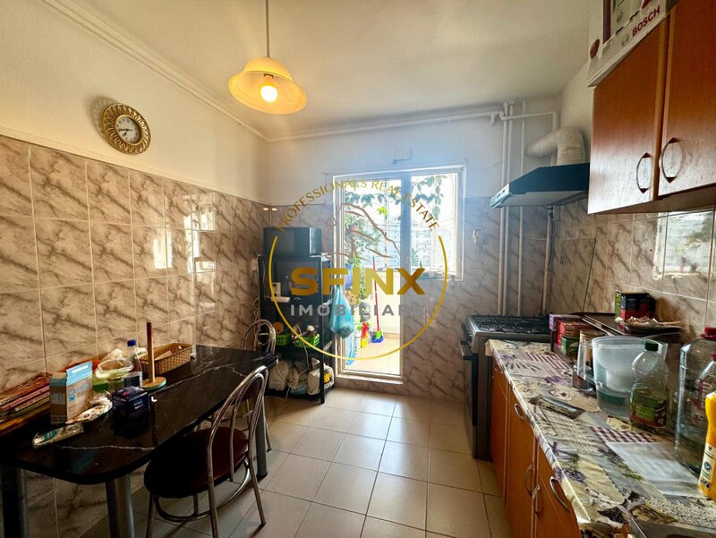 Colentina, apartament 3 camere de vanzare 67 mp.